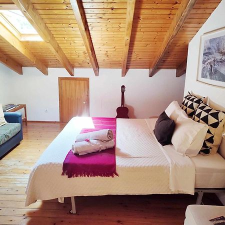 Homestay Attic Private Bedroom Алжезур Экстерьер фото